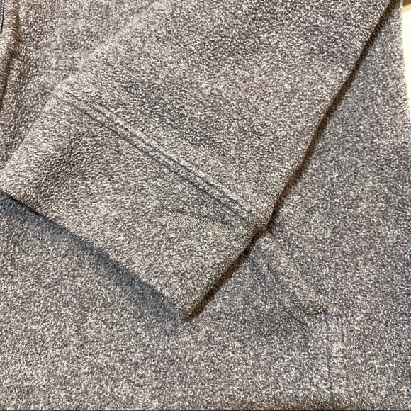 Woman’s Carhartt Purple Zip Up Hooded Sweatshirt Size Medium - Picture 11 of 11